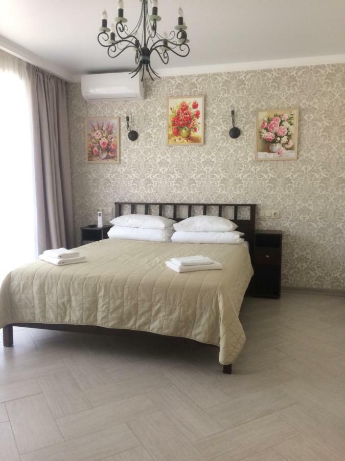 Guest House Гости Pizunda Bagian luar foto